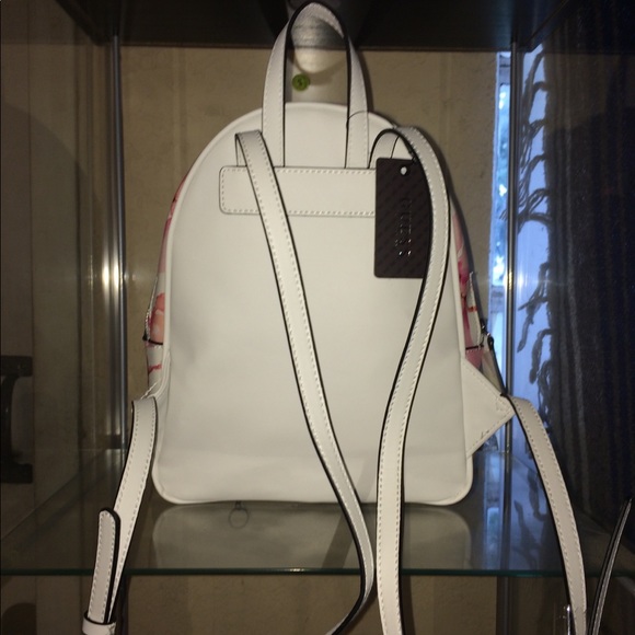 Mini guess backpack - Picture 4 of 5
